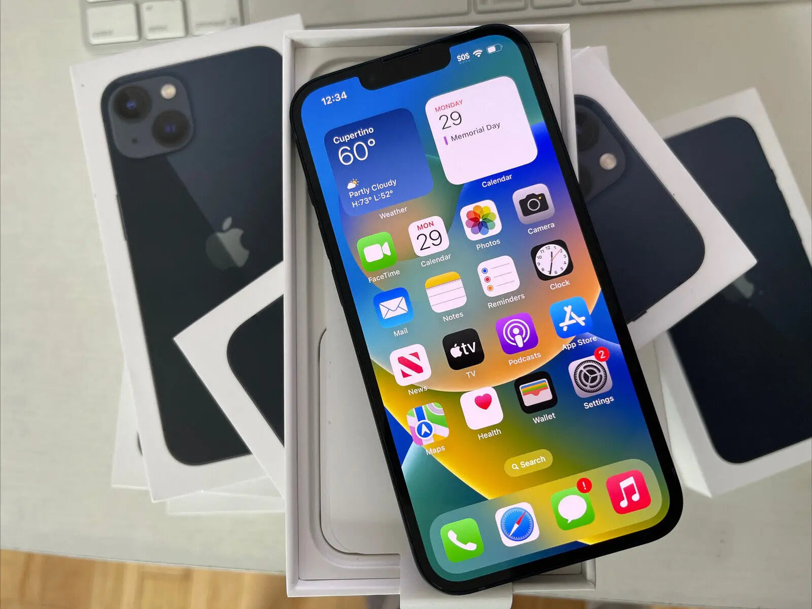 Apple iPhone 13 - 5G Smartphone with 6.1'' Super Retina XDR OLED Display, 4GB RAM, 64/256/512GB ROM, NFC, Face ID, iOS