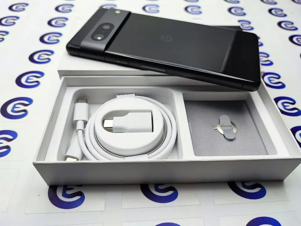 Google Pixel 7 5G - 6.3" Display, 8GB RAM, 128/256GB ROM, Octa Core, Google Tensor G2, NFC
